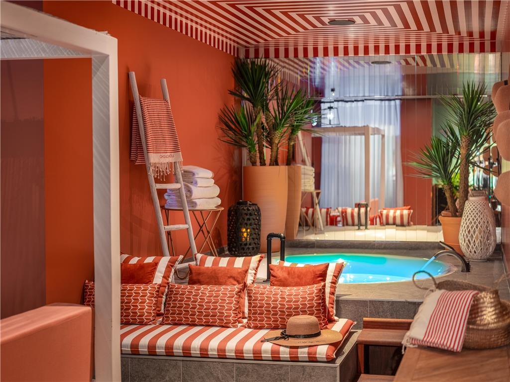 Chouchou Hotel 4*